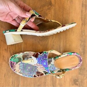 PRADA THE ORGINAL CAR SHOE COMPANY Floral t strap Patterned Sandals summer